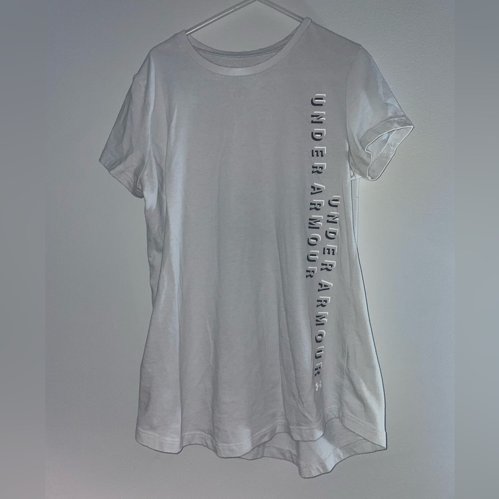 UNDER- ARMOUR SHIRT